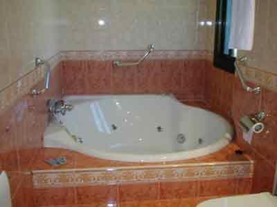 הואסקה Hotel Montearagon מראה חיצוני תמונה