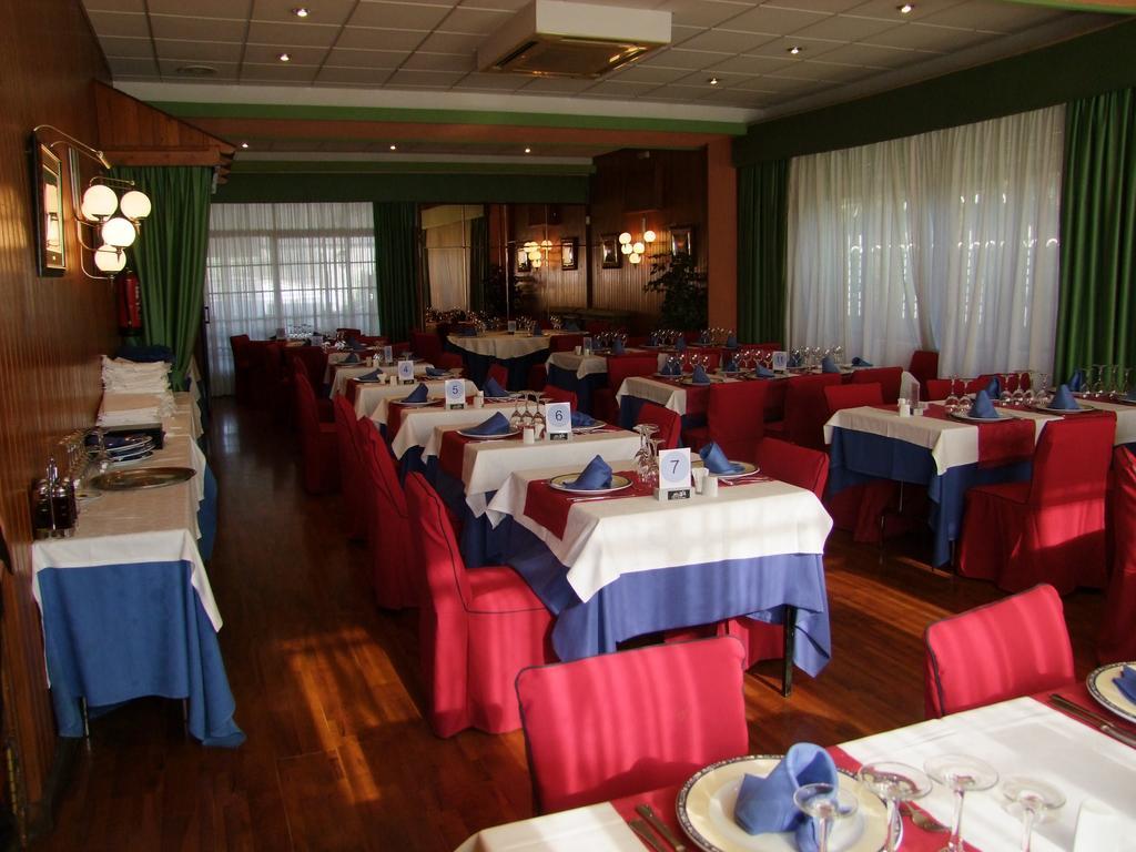 הואסקה Hotel Montearagon מראה חיצוני תמונה